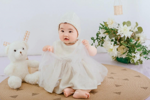 瑞安孕妇几个月开始显怀